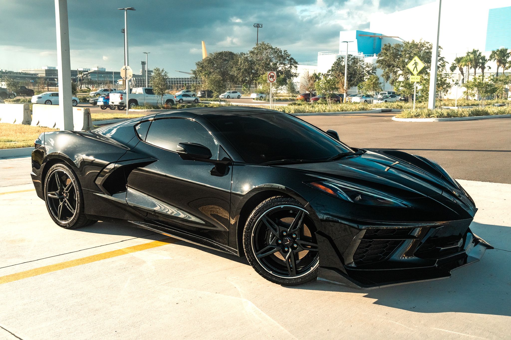 Chevrolet Corvette 2023 Black – view 1
