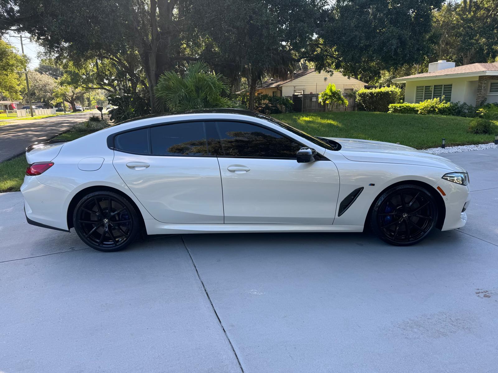 BMW 2022 BMW 8 SeriesM850i xDrive – view 1