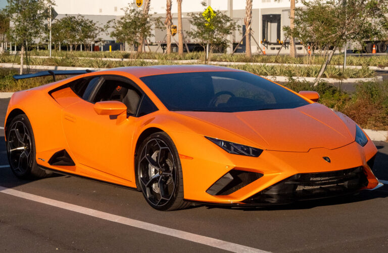 Lamborghini 2023 Lamborghini Huracan EVO